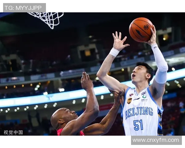 重庆足球队的崛起之路:从低谷到辉煌的奋斗历程揭秘 重庆足球队的崛起之路:从低谷到辉煌的奋斗历程揭秘