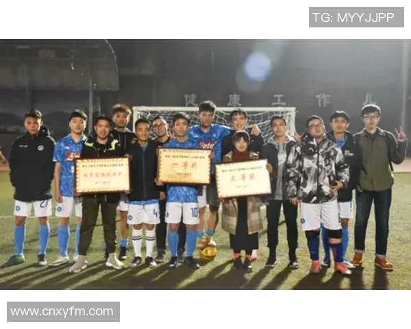 重庆足球队与上海足球队实力对比赛后分析与总结